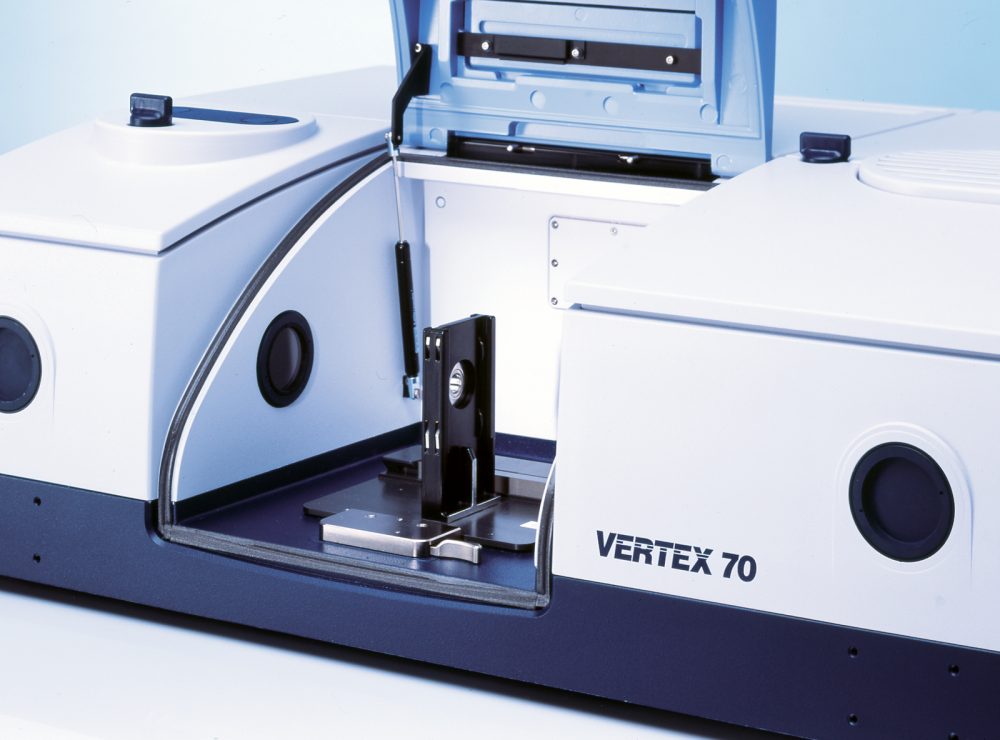 Vertex 70 FT-IR Spectrometer