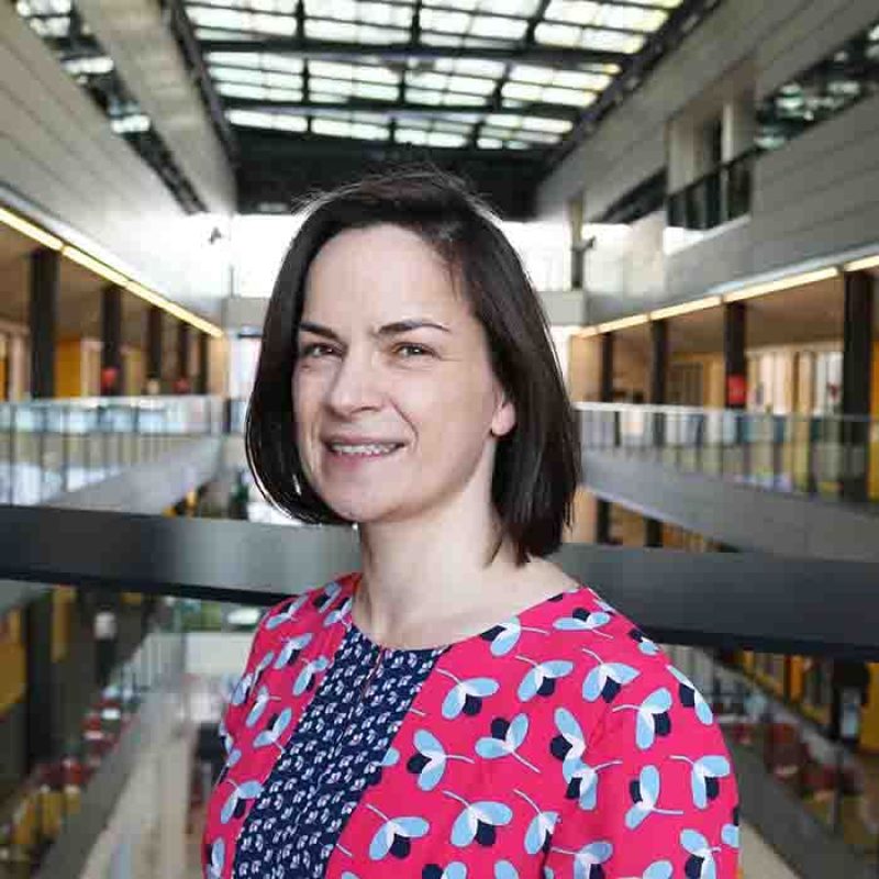 Dr Lisa Hearty