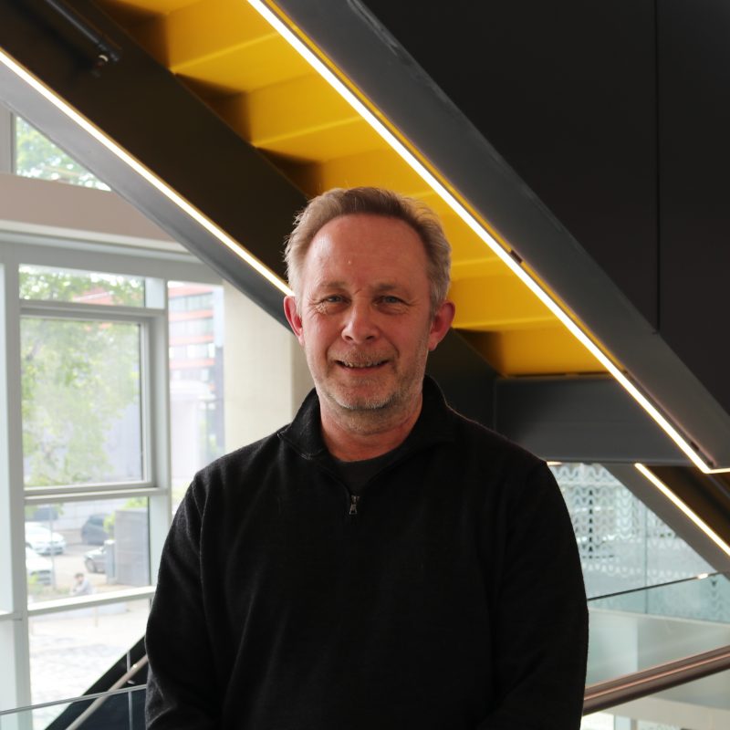 Dr Pete Longdon